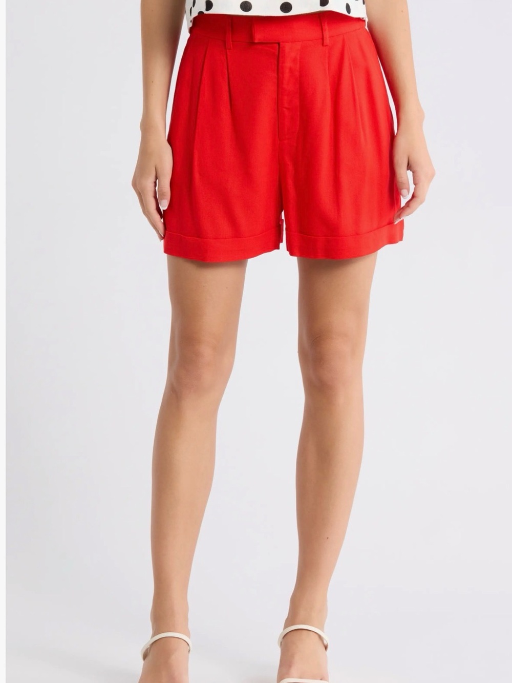 WAYF High-Rise Red Pleated Women's Shorts